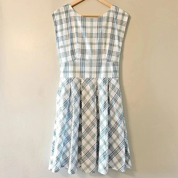 Caroll Paris Plaid Vintage Style Knee Length Retro Cutout Back Sleeveless Dress. - Picture 5 of 16